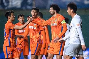 Website chính thức của Liên đoàn bóng đá châu Á: Tưởng Quang Thái vượt vị trí trước khi ghi bàn bị VAR lật đổ, tỷ số vẫn là 0 - 0